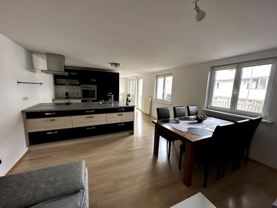 Maisonette-apartment Mit Grosser Terrasse Im Zentrum Von Bregenz